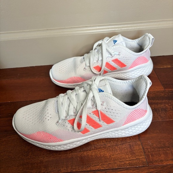 Adidas sz 8 Fluidflow 2.0 Running Shoe Casual Sneaker White Coral - Picture 5 of 9